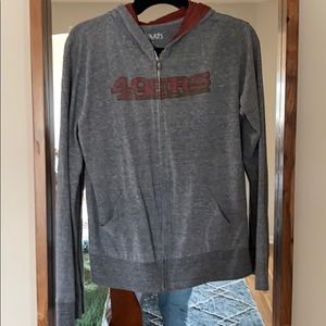 49ers t and sweatshirt